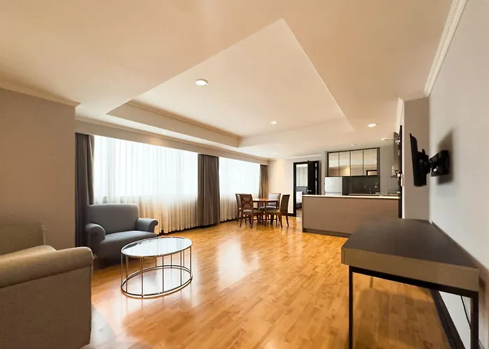 Hotel Rembrandt Residences 4*