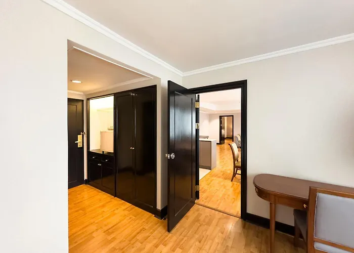 Rembrandt Residences Hotel 4*