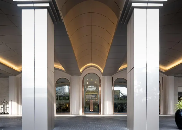 Hotel Rembrandt Residences 4*
