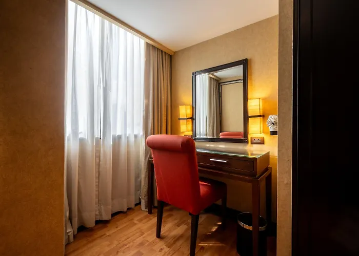 Rembrandt Residences Hotel